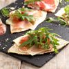 Stupisci i tuoi invitati con un originale appetizer e  con il gusto unico della Piadina. 100% Vegan: leggera e fragrante